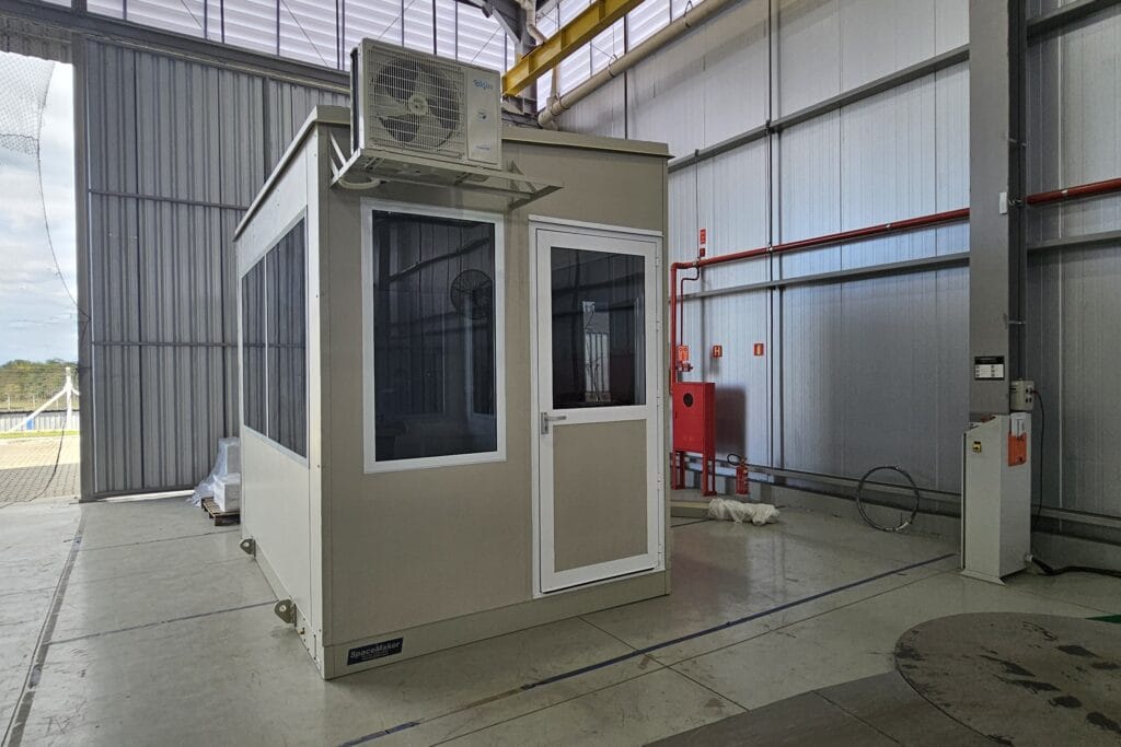 Shelters de eletrocentro da DBTEC.